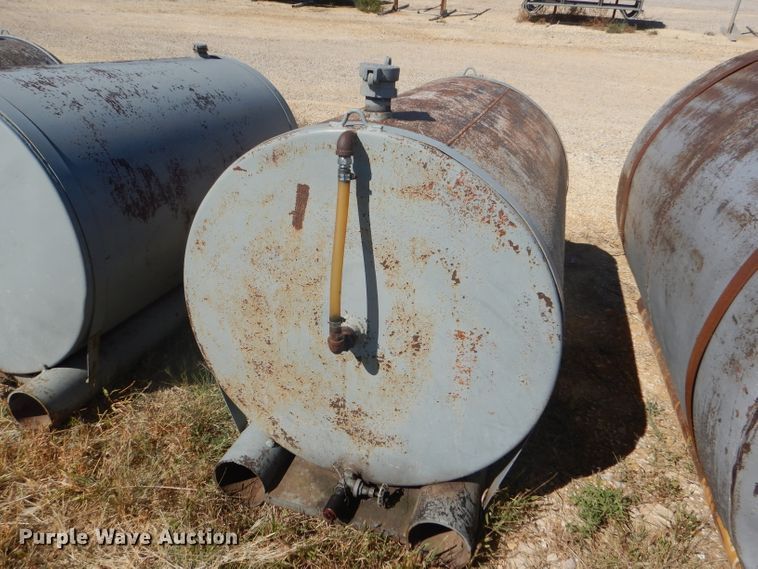 image for item FJ9758 Shop built used oil reclamation trailer