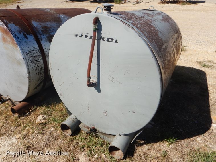 image for item FJ9758 Shop built used oil reclamation trailer