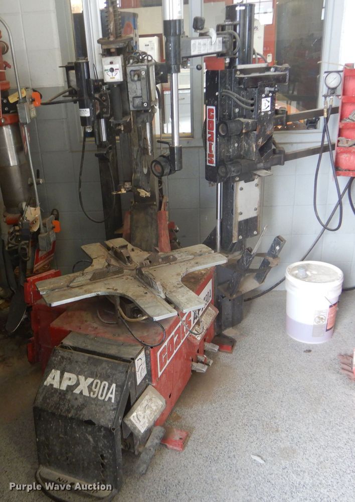 image for item FJ9776 Coats APX90A tire changer