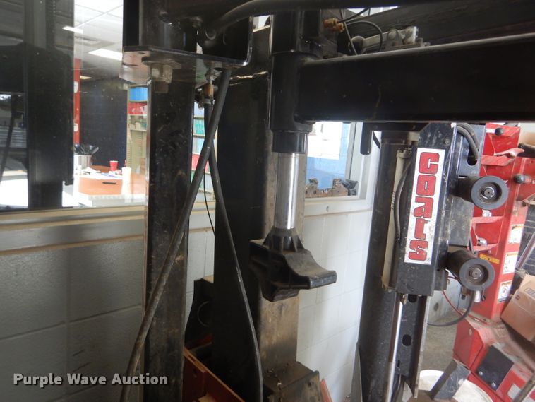 image for item FJ9776 Coats APX90A tire changer