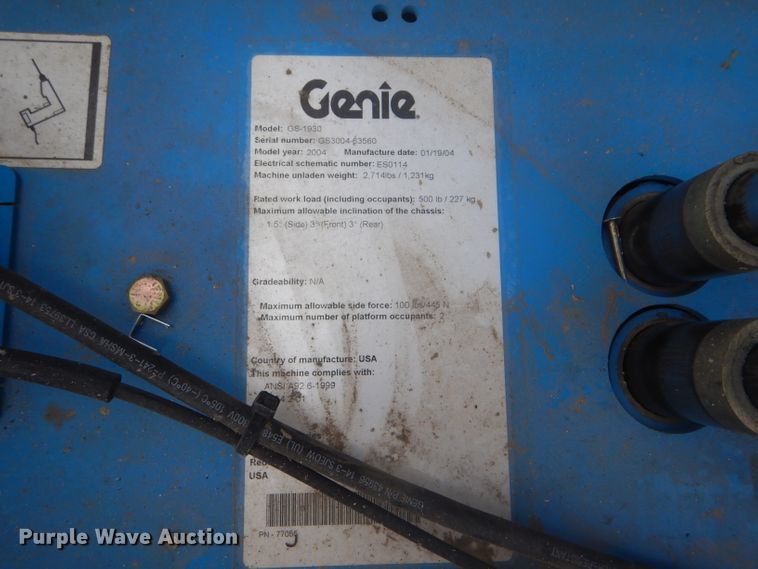image for item FJ9779 2004 Genie GS1930 scissor lift
