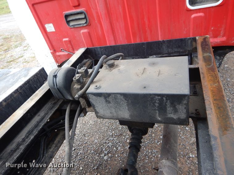 image for item FK9764 2003 Ford F550 dump truck