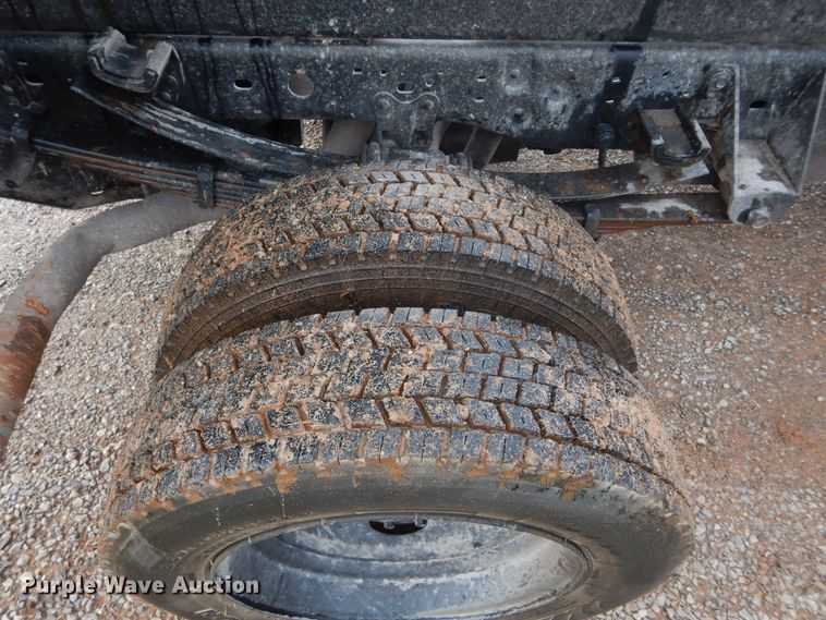 image for item FK9764 2003 Ford F550 dump truck