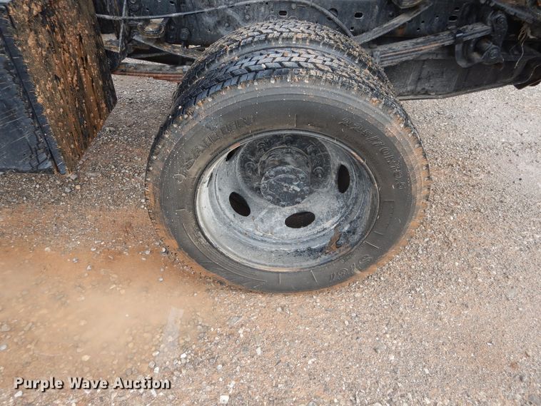 image for item FK9764 2003 Ford F550 dump truck