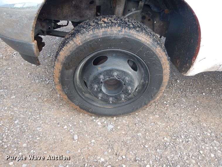 image for item FK9764 2003 Ford F550 dump truck