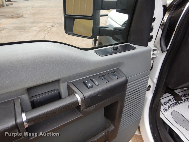 image for item FK9766 2014 Ford F550 Crew Cab flatbed truck