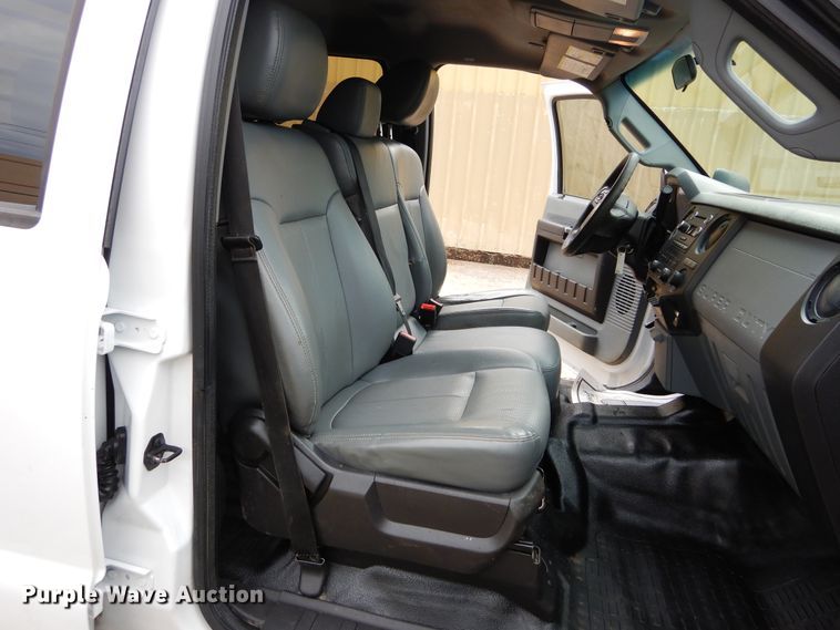 image for item FK9766 2014 Ford F550 Crew Cab flatbed truck