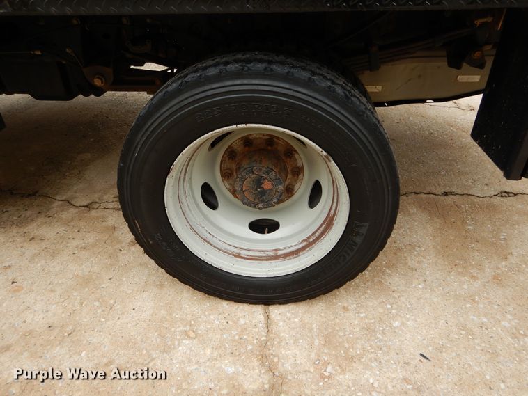 image for item FK9766 2014 Ford F550 Crew Cab flatbed truck