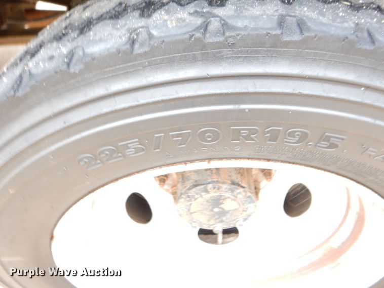 image for item FK9766 2014 Ford F550 Crew Cab flatbed truck