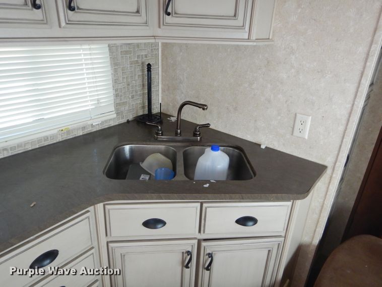 image for item FK9823 2013 Open Range Light camper