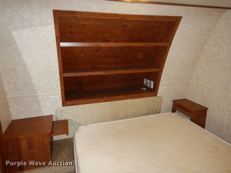 image for item FK9823 2013 Open Range Light camper