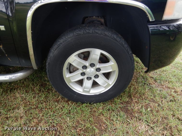image for item FK9835 2007 Chevrolet Silverado 1500 Ext. Cab pickup truck
