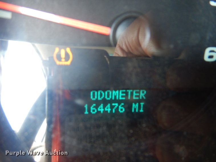 image for item FT9493 2010 Chevrolet Silverado 2500HD utility bed pickup truck