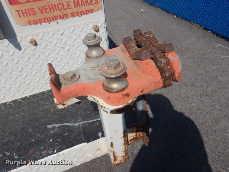 image for item FT9493 2010 Chevrolet Silverado 2500HD utility bed pickup truck