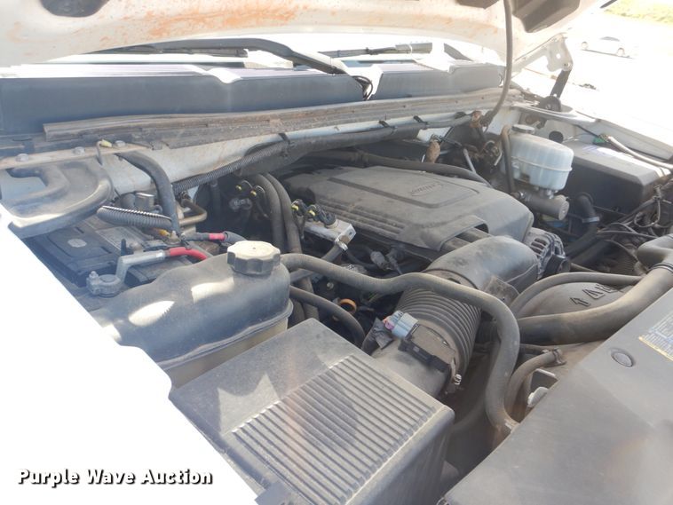 image for item FT9493 2010 Chevrolet Silverado 2500HD utility bed pickup truck