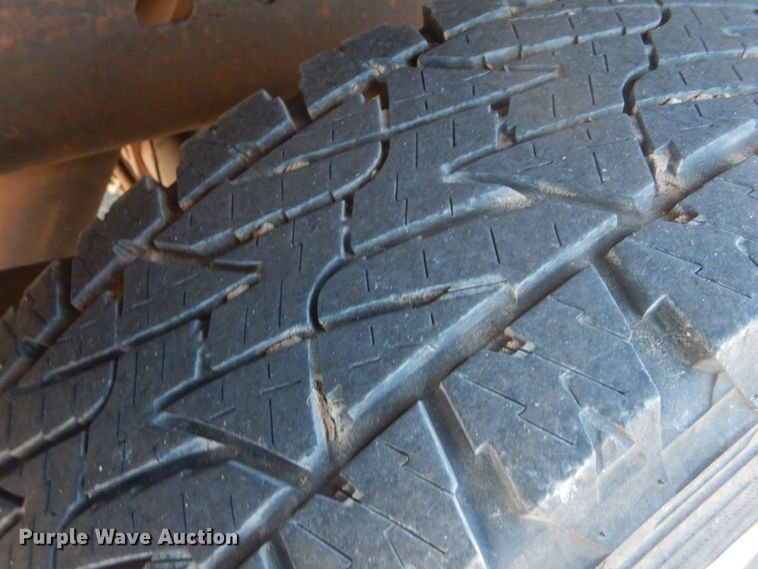 image for item FT9493 2010 Chevrolet Silverado 2500HD utility bed pickup truck