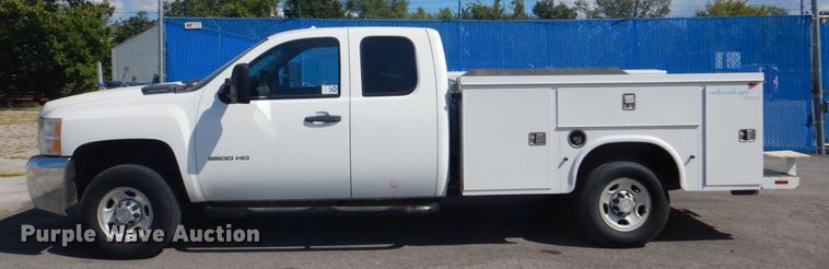 image for item FT9494 2010 Chevrolet Silverado 2500HD Ext. Cab utility bed pickup truck