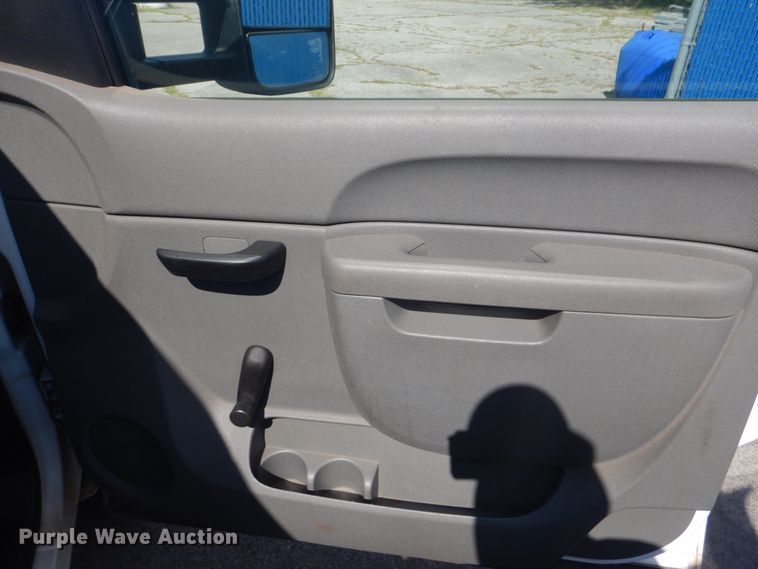 image for item FT9494 2010 Chevrolet Silverado 2500HD Ext. Cab utility bed pickup truck