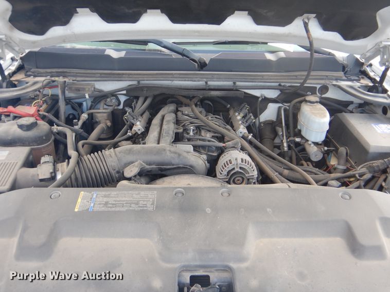 image for item FT9494 2010 Chevrolet Silverado 2500HD Ext. Cab utility bed pickup truck