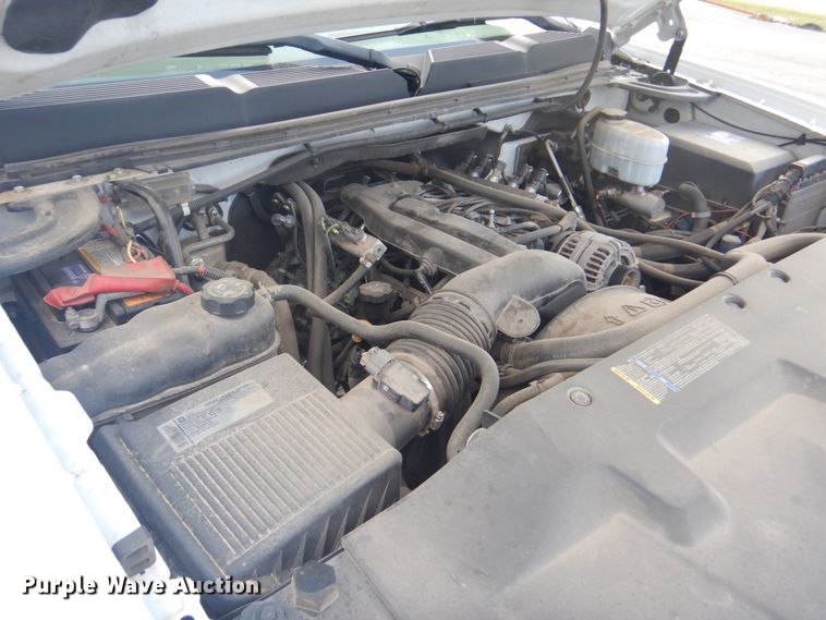 image for item FT9494 2010 Chevrolet Silverado 2500HD Ext. Cab utility bed pickup truck