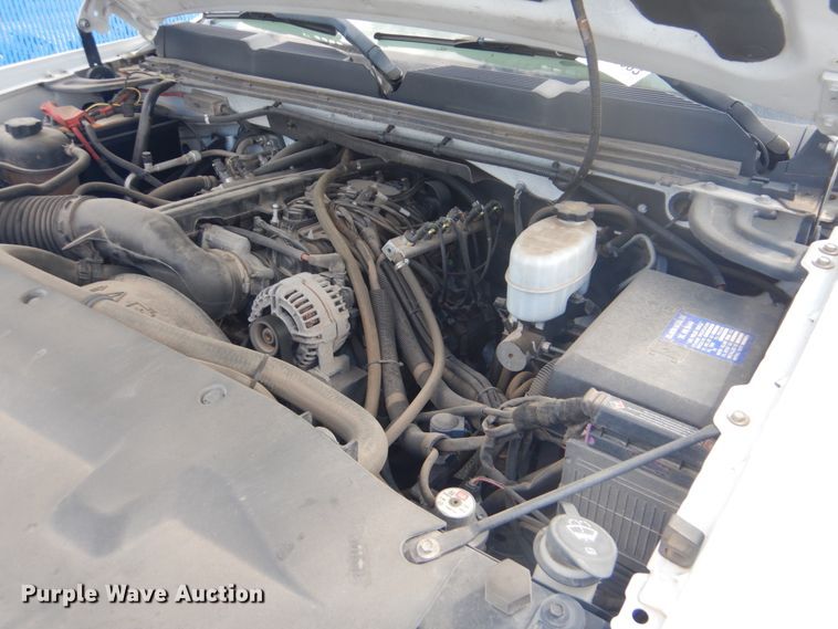 image for item FT9494 2010 Chevrolet Silverado 2500HD Ext. Cab utility bed pickup truck