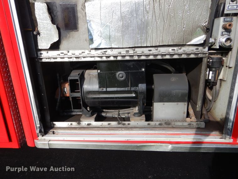 image for item FU9501 2000 Pierce rescue vehicle