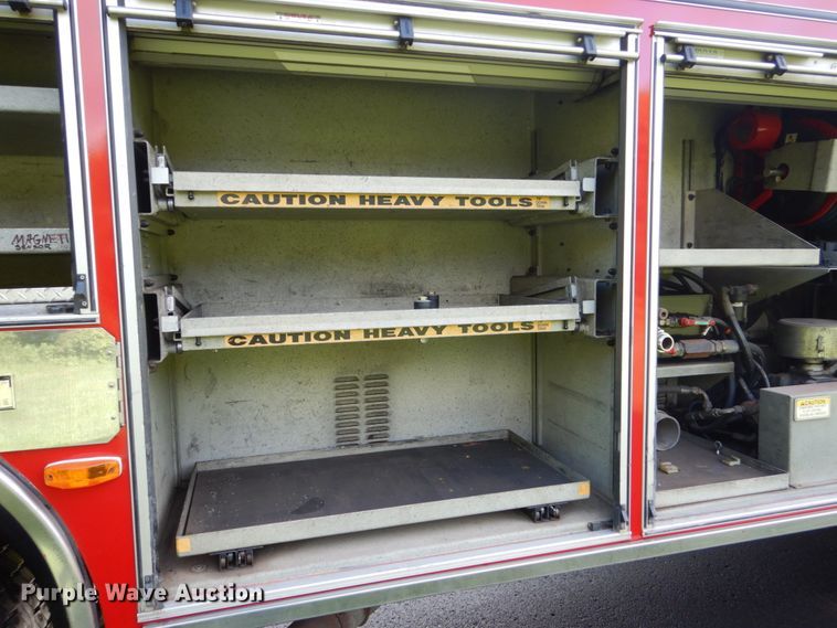 image for item FU9501 2000 Pierce rescue vehicle