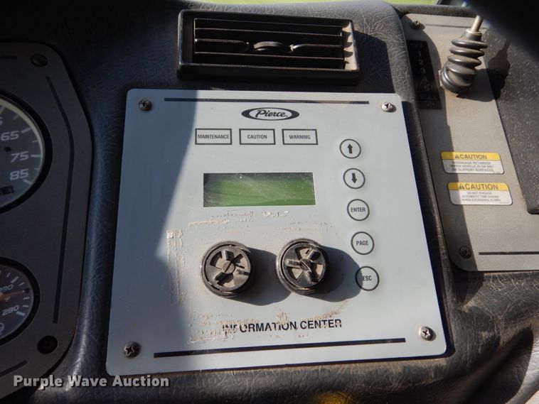 image for item FU9501 2000 Pierce rescue vehicle