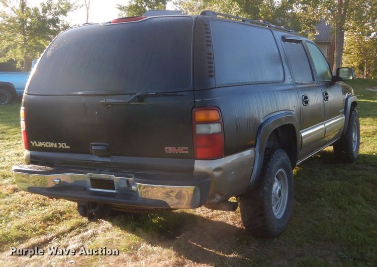 image for item FU9700 2000 GMC Yukon 2500 SUV