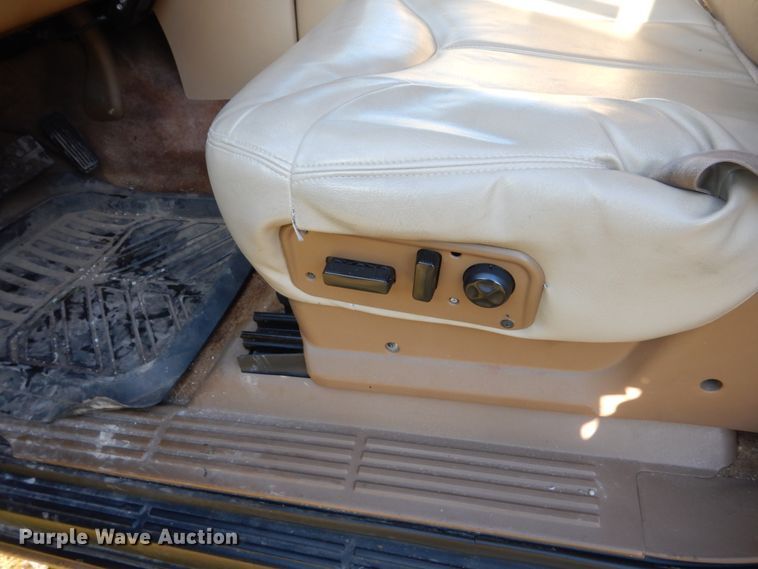 image for item FU9700 2000 GMC Yukon 2500 SUV