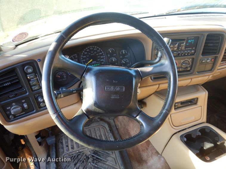 image for item FU9700 2000 GMC Yukon 2500 SUV