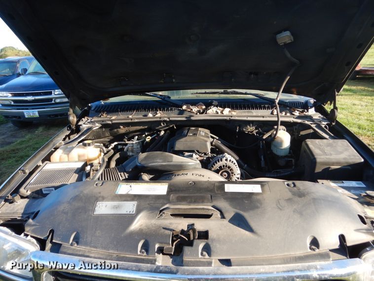 image for item FU9700 2000 GMC Yukon 2500 SUV