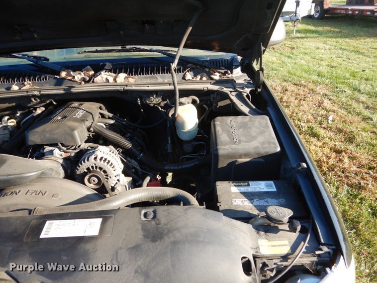 image for item FU9700 2000 GMC Yukon 2500 SUV