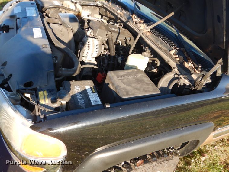 image for item FU9700 2000 GMC Yukon 2500 SUV