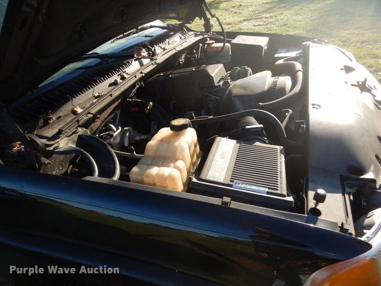 image for item FU9700 2000 GMC Yukon 2500 SUV