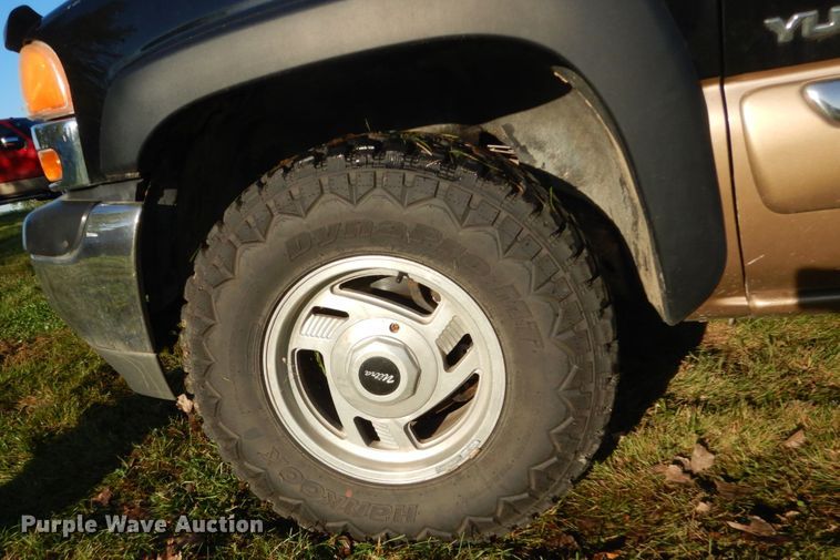 image for item FU9700 2000 GMC Yukon 2500 SUV