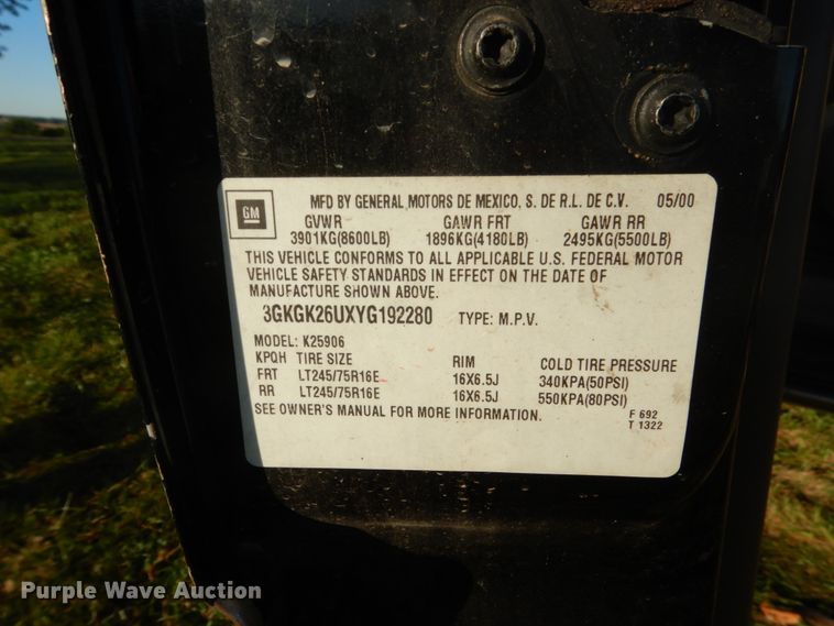 image for item FU9700 2000 GMC Yukon 2500 SUV