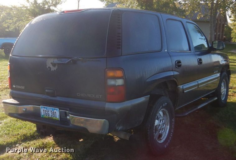 image for item FU9701 2000 Chevrolet Tahoe SUV