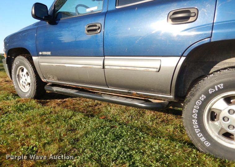 image for item FU9701 2000 Chevrolet Tahoe SUV