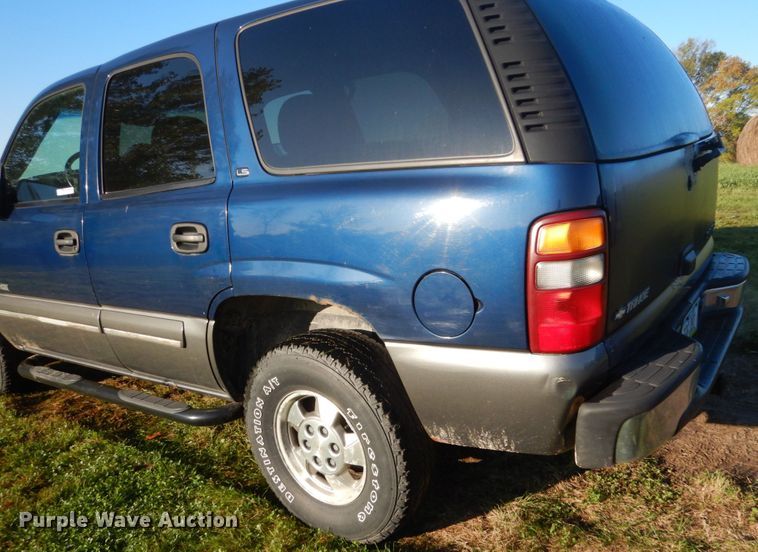 image for item FU9701 2000 Chevrolet Tahoe SUV