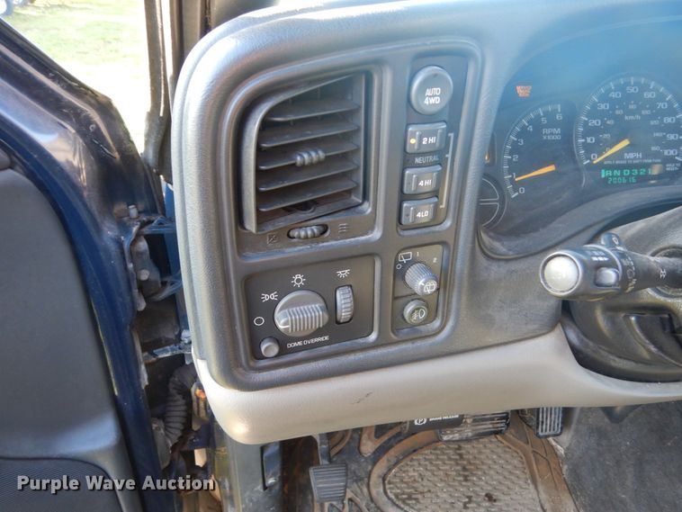 image for item FU9701 2000 Chevrolet Tahoe SUV