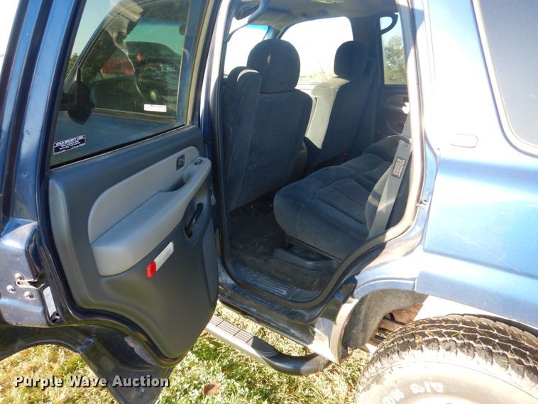 image for item FU9701 2000 Chevrolet Tahoe SUV