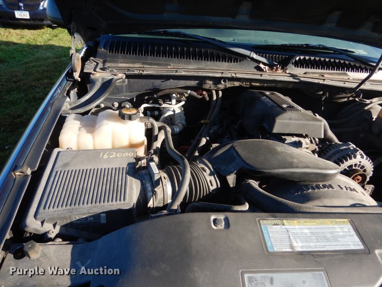 image for item FU9701 2000 Chevrolet Tahoe SUV