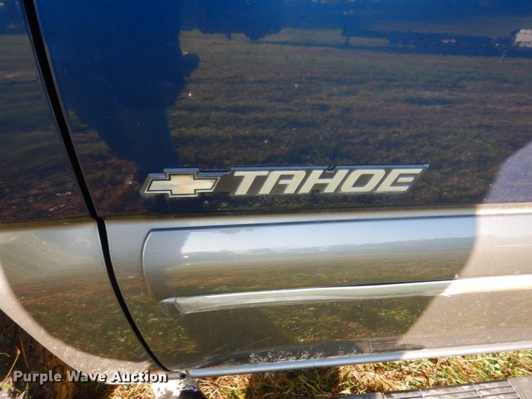 image for item FU9701 2000 Chevrolet Tahoe SUV
