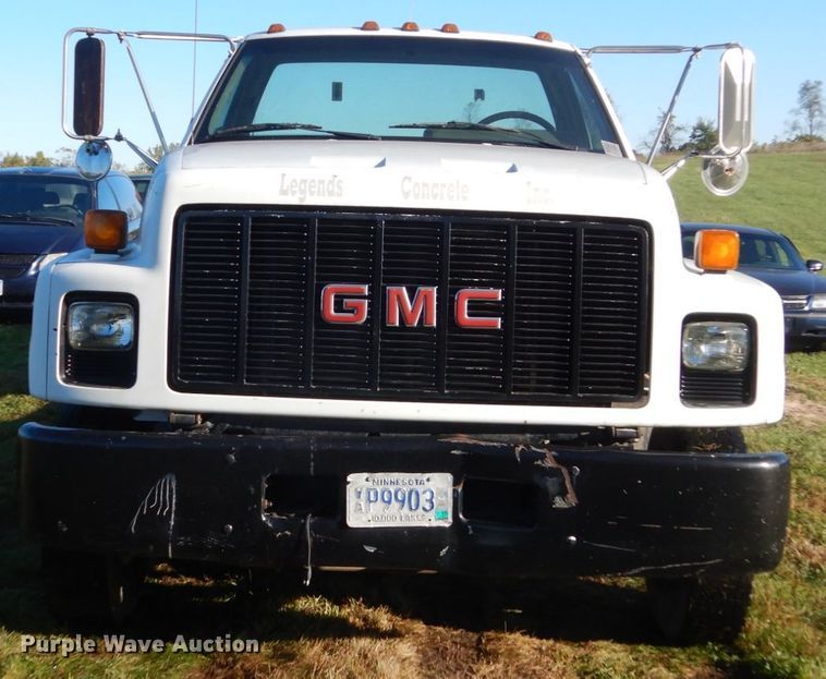 image for item FU9702 1995 GMC TopKick C6500 rollback truck