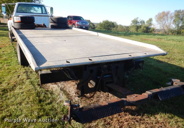 image for item FU9702 1995 GMC TopKick C6500 rollback truck