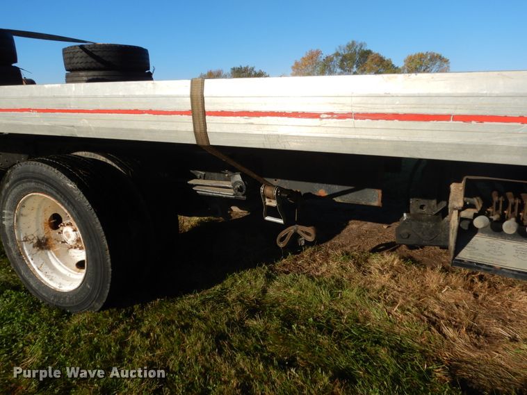 image for item FU9702 1995 GMC TopKick C6500 rollback truck