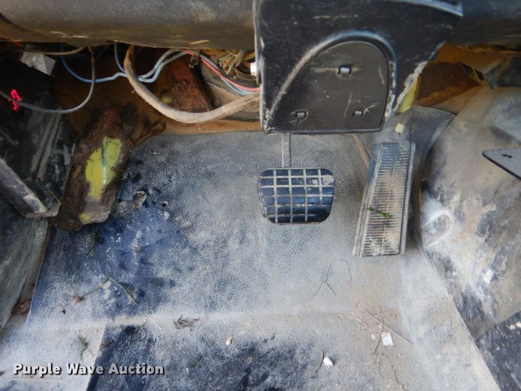 image for item FU9702 1995 GMC TopKick C6500 rollback truck