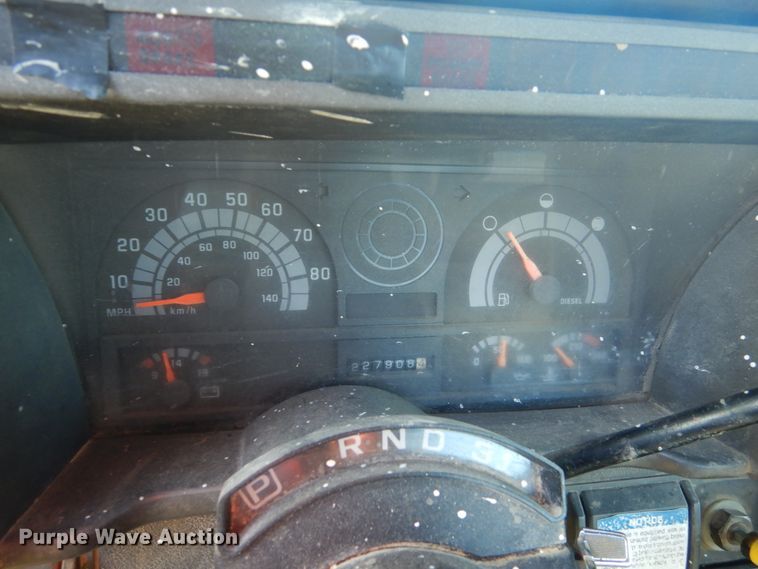 image for item FU9702 1995 GMC TopKick C6500 rollback truck