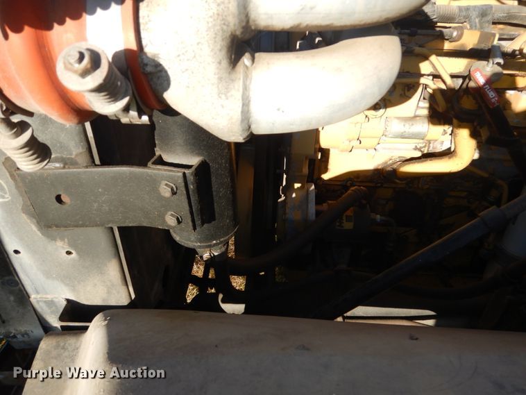 image for item FU9702 1995 GMC TopKick C6500 rollback truck